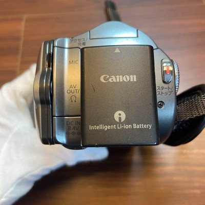Canon iVIS HF10 ビデオカメラ 1775 Camera Ivis Hf10 Canon IVIS HF10