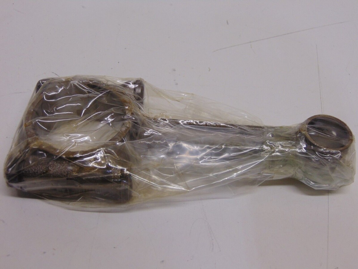 S30T2 Genuine OEM 1990-1993 Kawasaki Ninja ZX-11 Connecting Rod