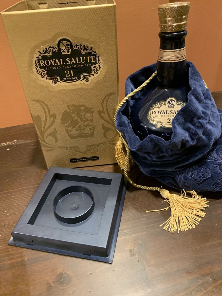 Chivas Regal ROYAL SALUTE 21 Years EMPTY Porcelain Sapphire 750ml
