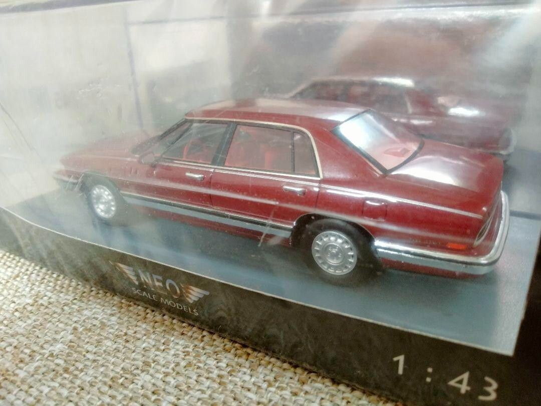 NEO SCALE MODELS Buick Park Avenue 1991 1:43 NEO44885 Car Figure