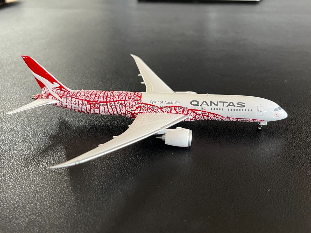 ヘルパ 1/200 QANTAS B737 Yananyi Dreaming ヘルパ 1/200 QANTAS B737