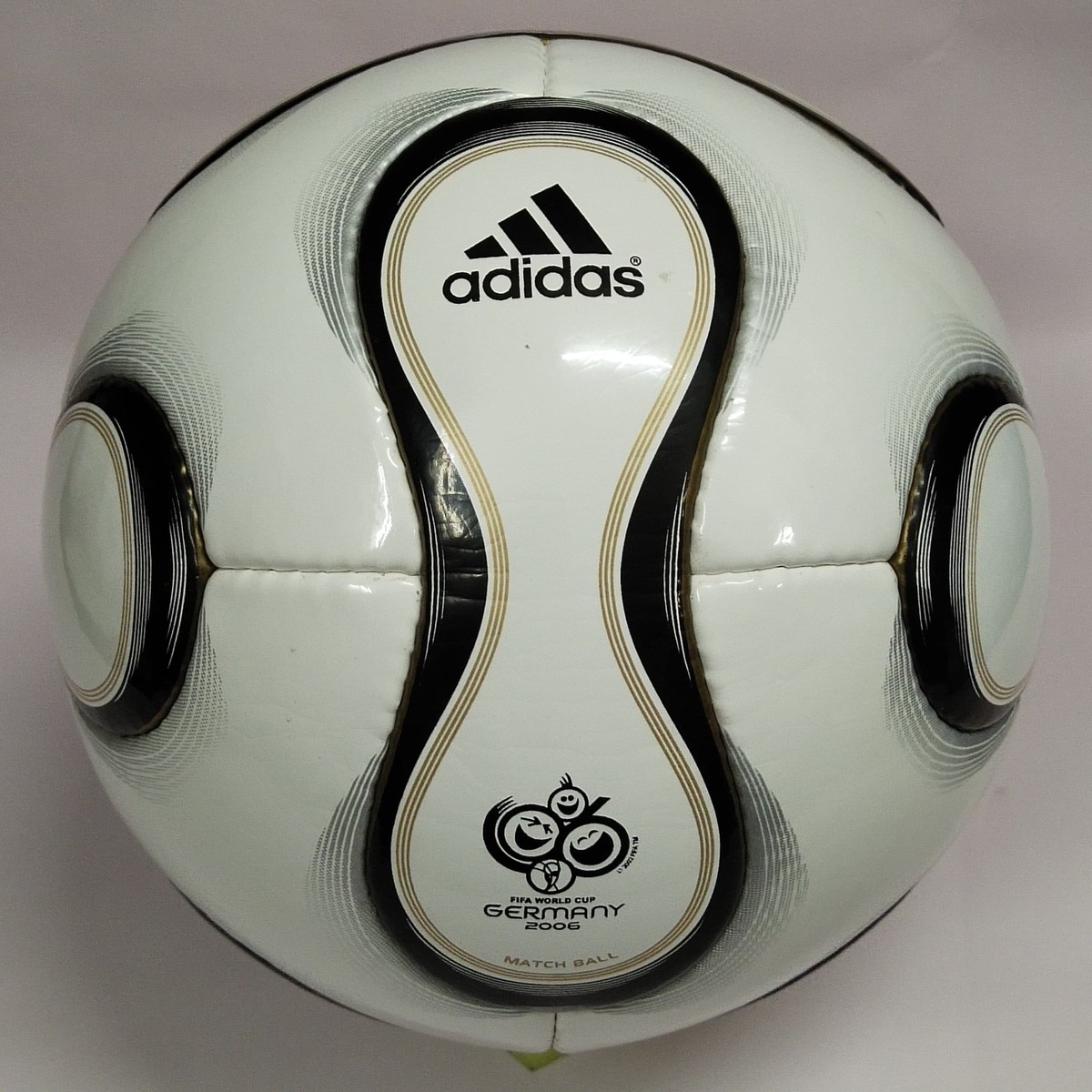 adidas Teamgeist サッカーボール 2006 Adidas Teamgeist World Cup