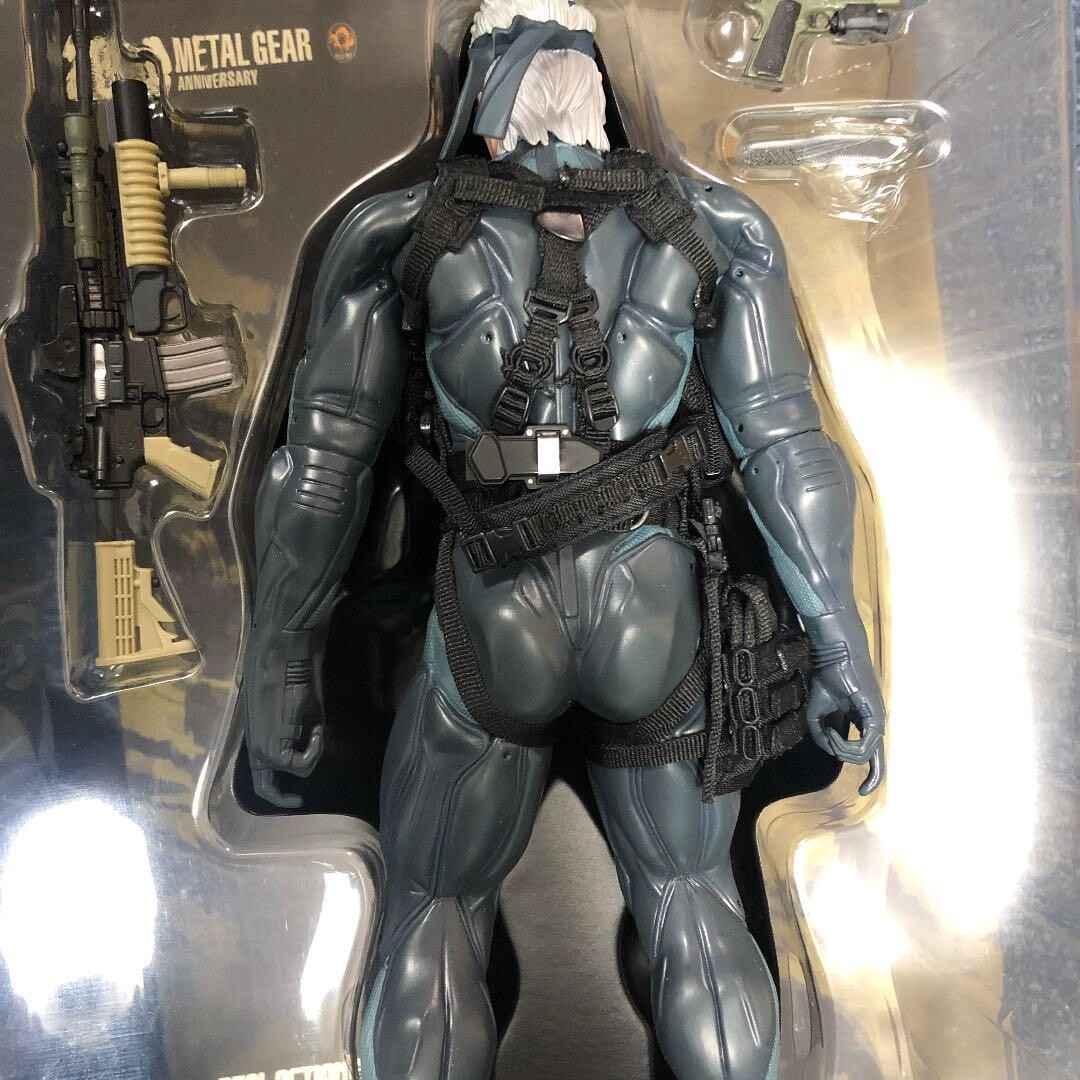 希少・未開封品】RAH オールド・スネーク MGS4 Ver. フィギュア