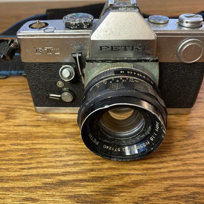 PETRI 35mm SLRカメラ Ohnar 50mmレンズ付き