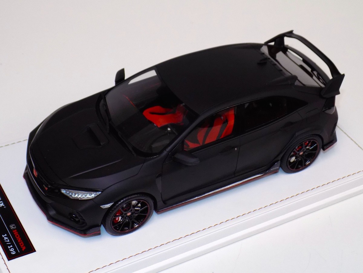 1/18 MotorHelix Honda Civic Type R LHD in Matt Black Leather base