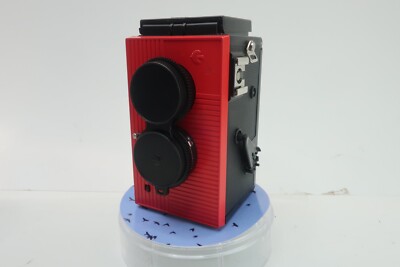 Superheadz Blackbird Fly 35mm Twin Lens Reflex Camera - Red