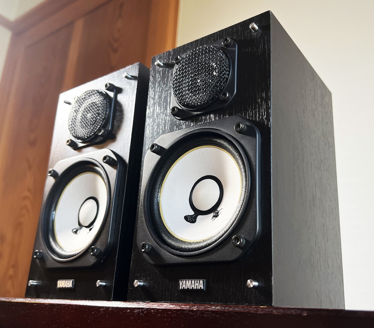 YAMAHA NS-10MM Black Mini Studio Monitor Speaker Very good