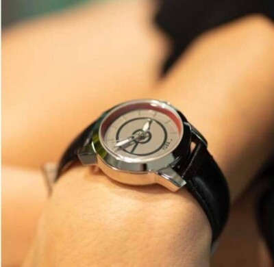 海外ポケモンセンター限定 ポケモン Fossil モンスターボール 腕時計