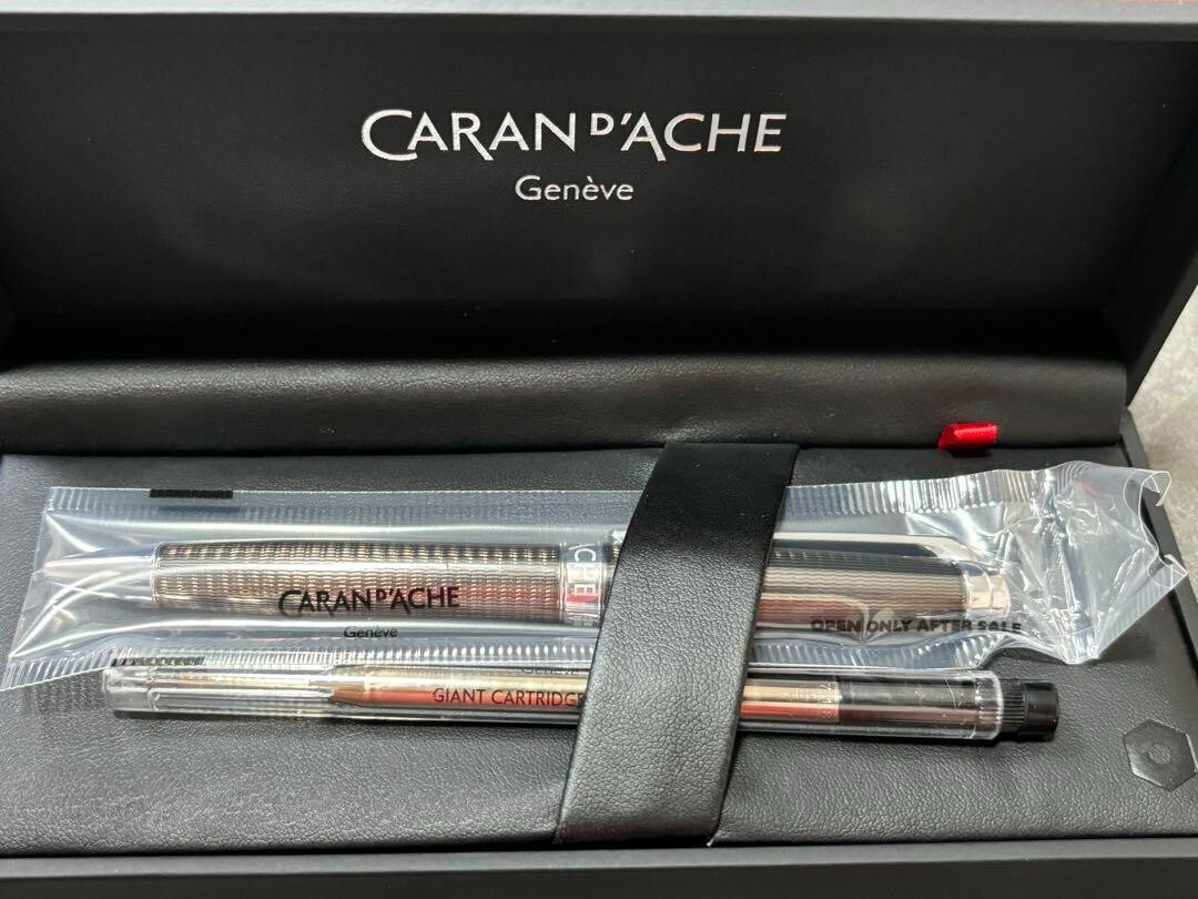 CARAN d'ACHE シルバーボールペン PATEK PHILIPPE Patek Philippe x