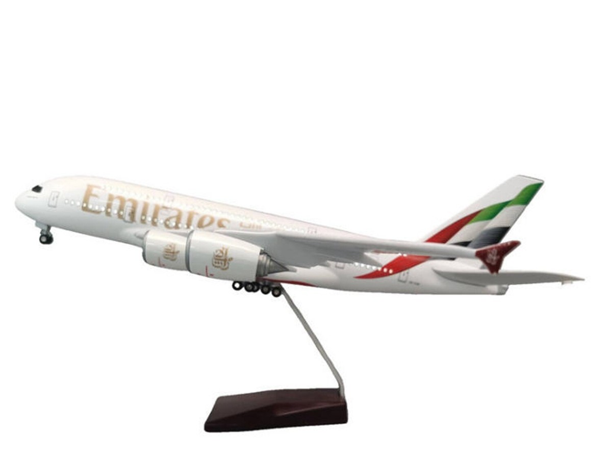 Aircraft Model エミレーツ航空 ライト点灯 Airbus A380 【公式通販】