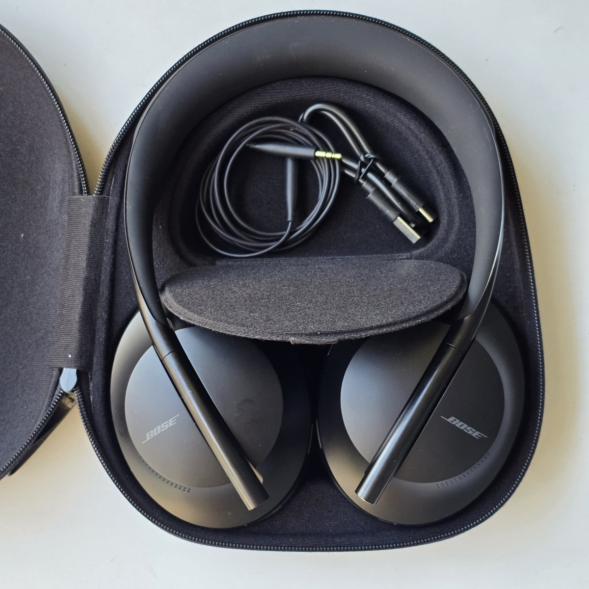ジャンク】Bose NC 最高 700 ヘッドホン ジャンク】Bose NC Headphones