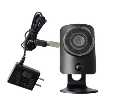 SimpliSafe Indoor Camera Wi-Fi HD Security Camera SSCM1 + Wall