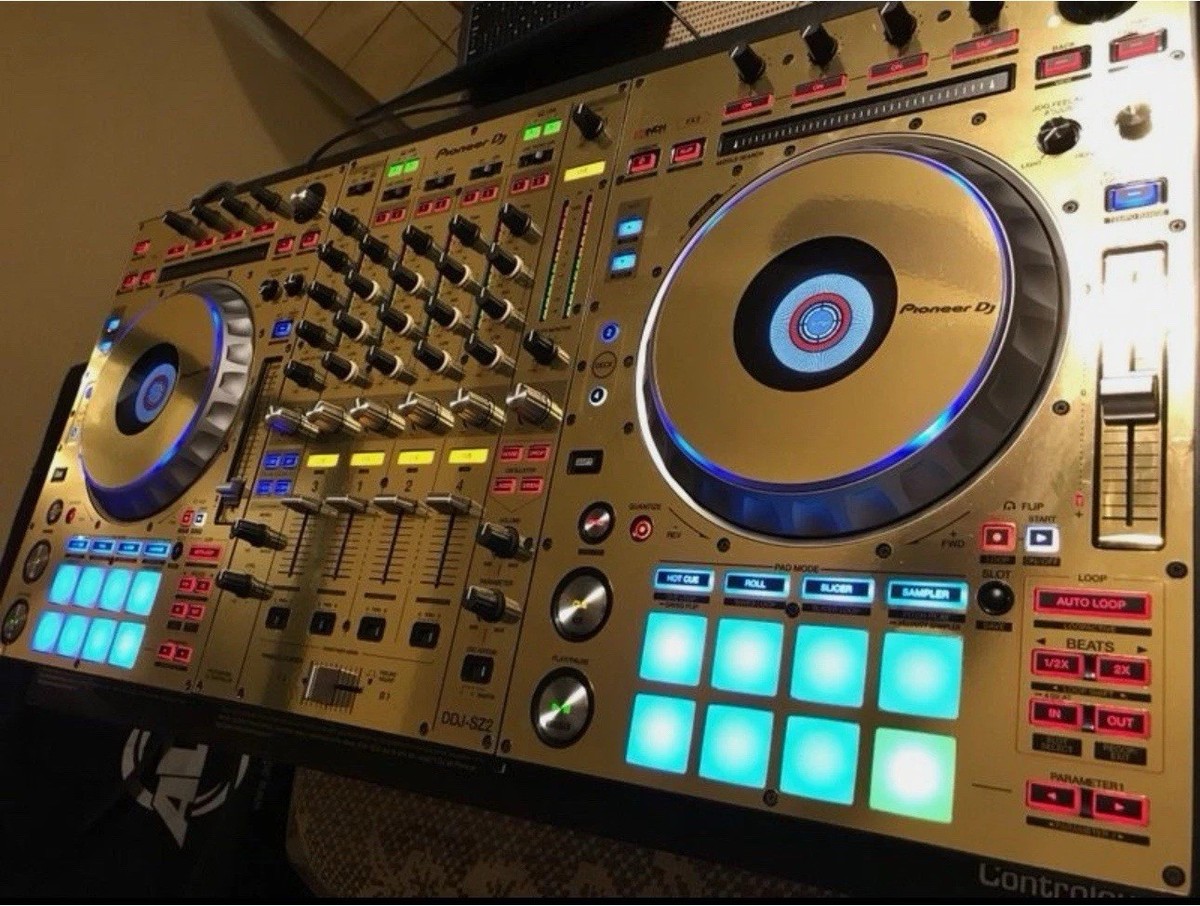 10938】 希少 廃盤 PIONEER DDJ-SZ2 DJコントローラー 10938] Rare