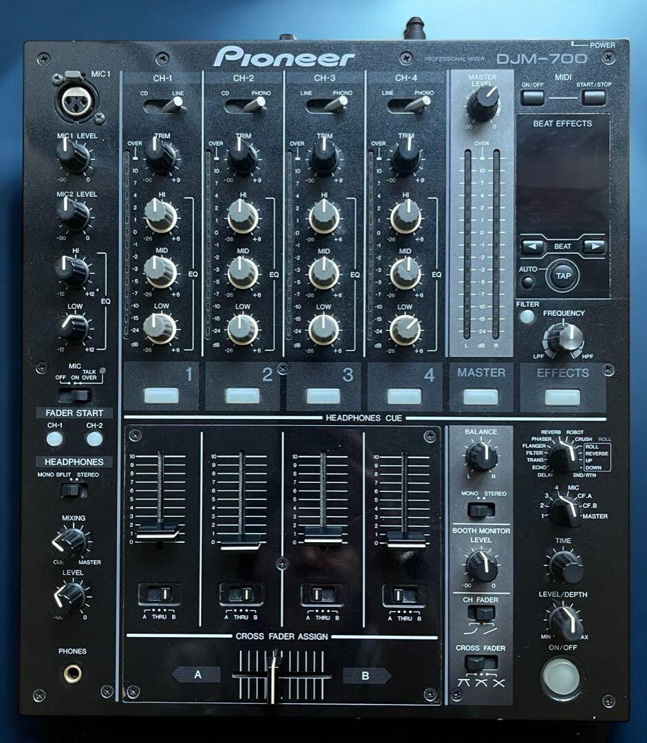 整備済み】パイオニア DJミキサー DJM-700 良品 PIONEER DJM700
