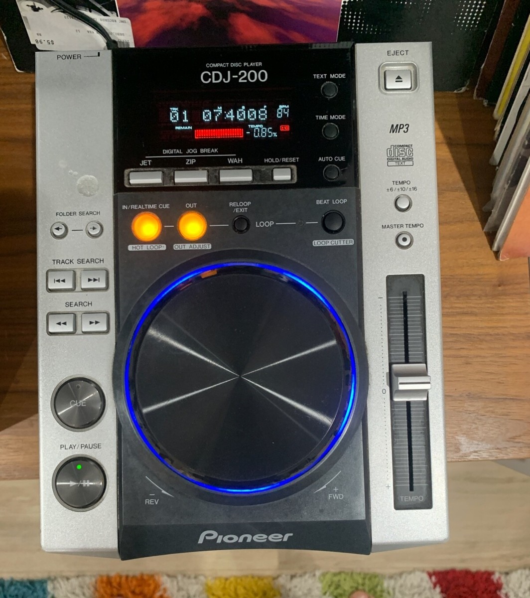 PIONEER CDJ 200 RARE PERFECT CONDITION. LEARN TO MIX LIKE A REAL