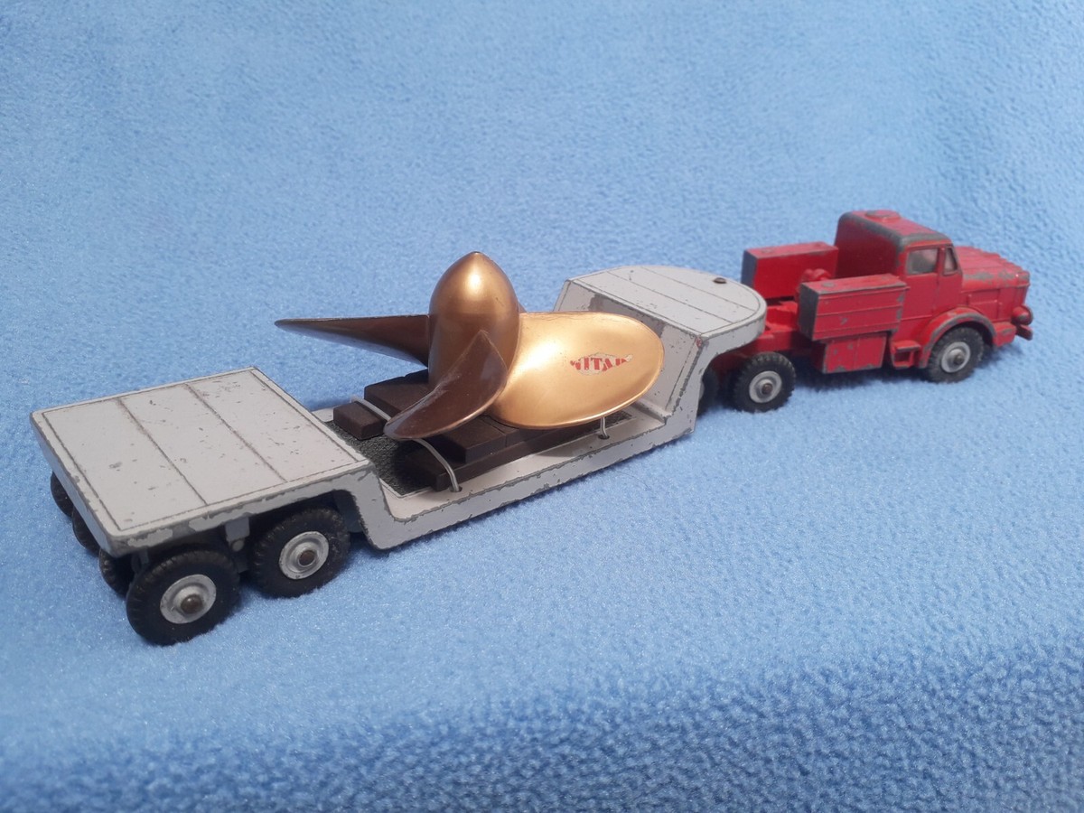 Vintage Dinky Supertoys 986 Mighty Antar with Original Propellor