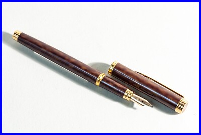 Waterman GENTLEMAN 100 18ct Lettering Nib Gold Fountain Pen Thuya