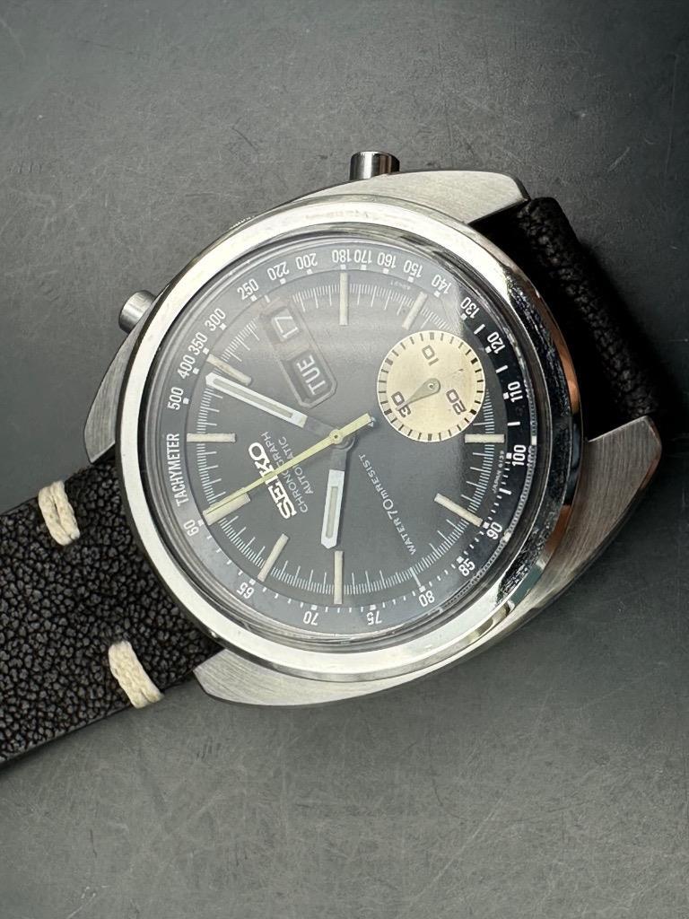 Vintage Oct/1974 Seiko 6139-6012 Reverse Panda Dial Chronograph