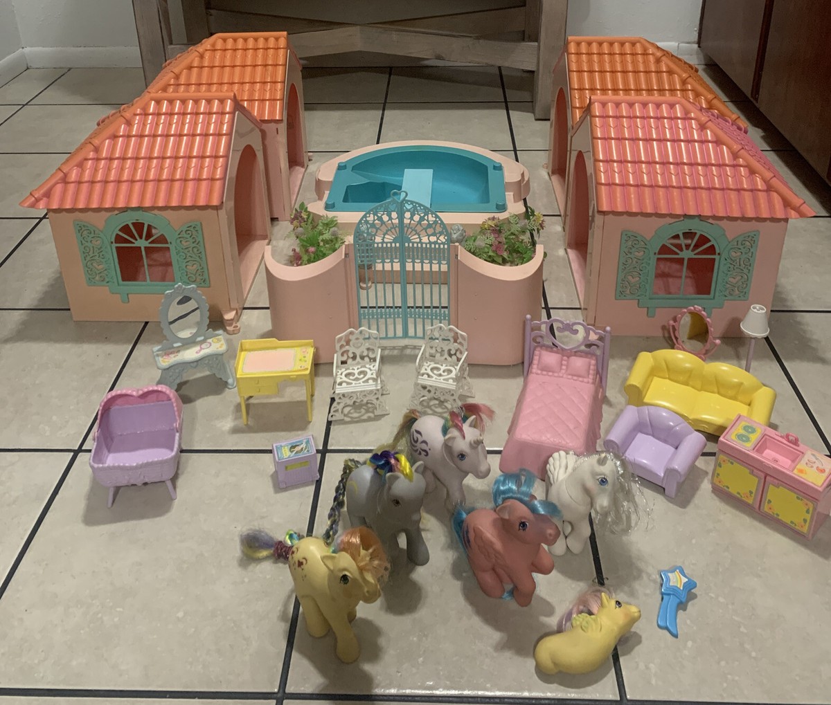 Vintage My Little Pony PARADISE ESTATE Playset Accessories | eBay