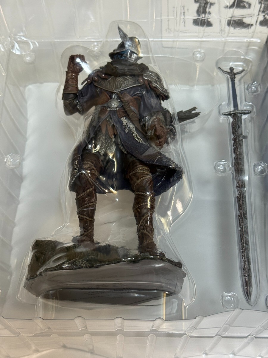 追跡者 フィギュア ELDEN RING NIGHTREIGN エルデンリング ナイト