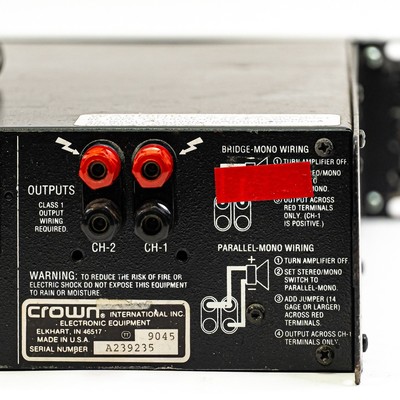Crown社のパワーアンプ「Macro-Tech 2400」 2台セット Crown社のパワー