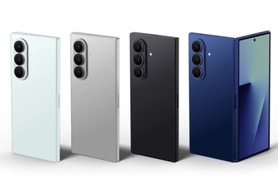 Samsung Galaxy Z Fold 7 (Unlocked) 512GB Blue / Silver / Black