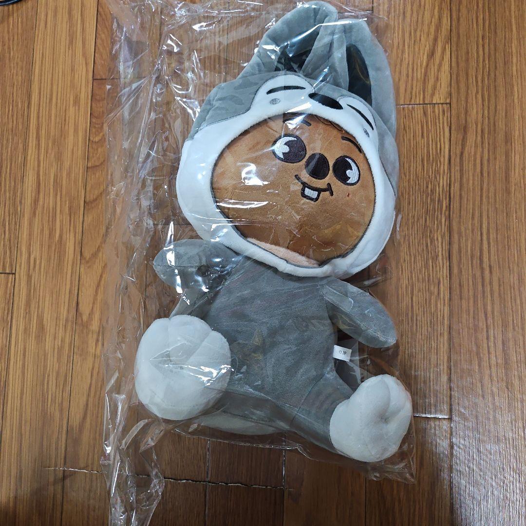 StrayKidsskzoo 抱きぬいぐるみハンクォッカウルフチャン