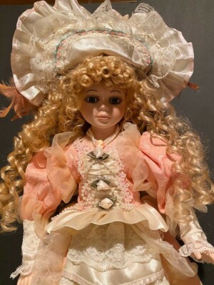 domein『crown』 Italy antique doll domein『crown』 Italy antique
