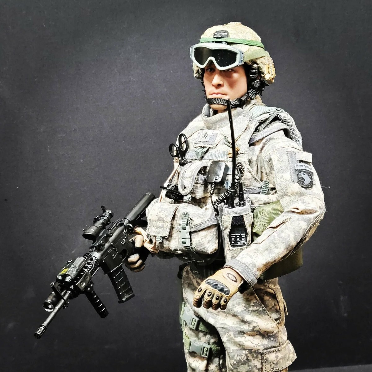 Special Forces Figure 1/6スケール ブルースウィリス Special Forces