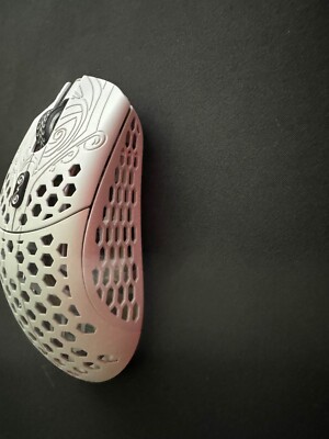 FinalMouse Starlight-12 Pegasus (Medium) - White, Perfect