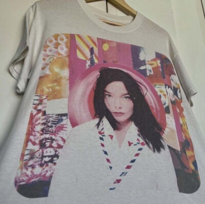 1995年 ビョーク / アルバム「POST」プリント Tシャツヴィンテージ
