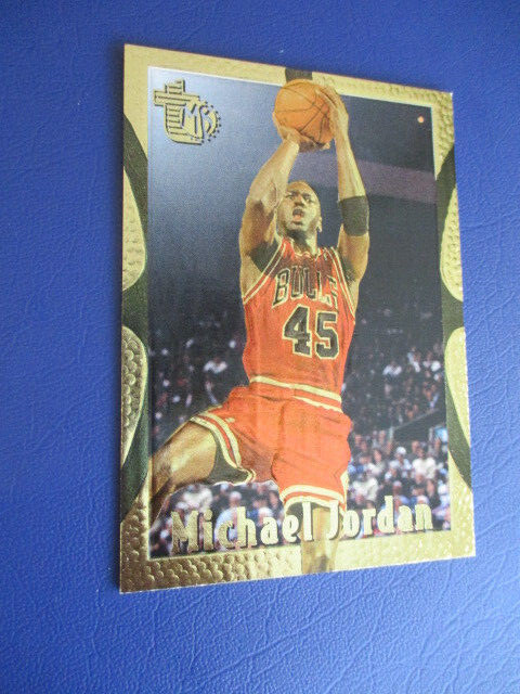 マイケル・ジョーダン TOPPS 45番 ゴールドカード エンボス