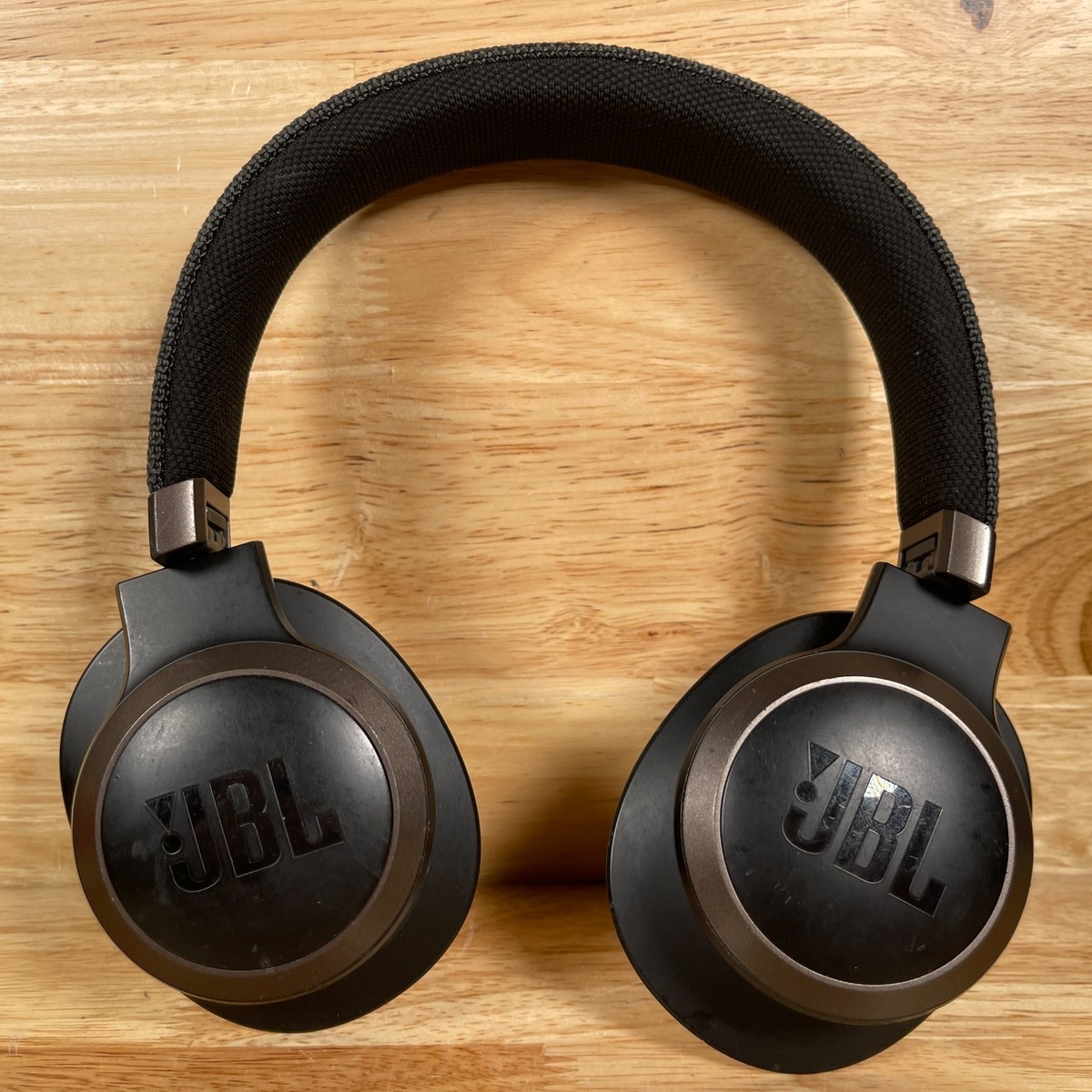 JBL LIVE 650BTNC Black Wireless Noise Cancelling Over-Ear Stereo