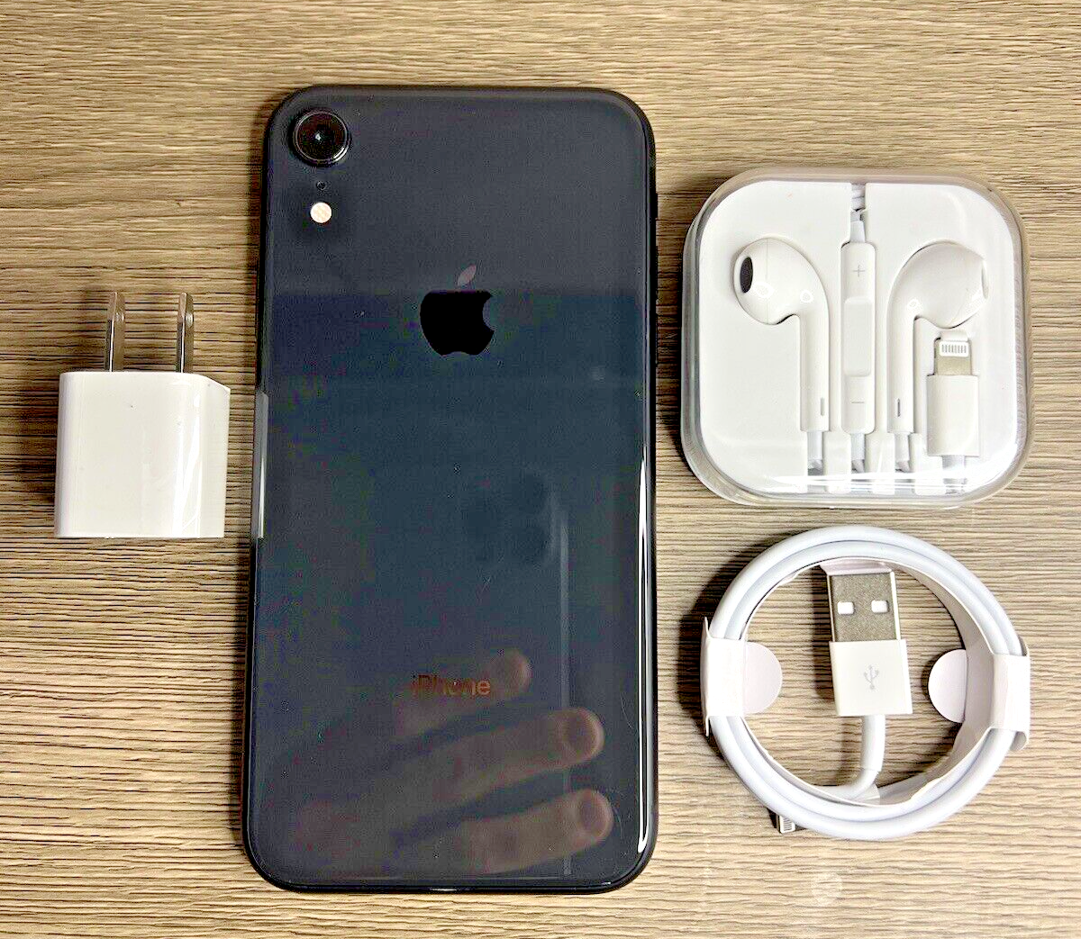 Apple iPhone XR 64G ブラック 本体
