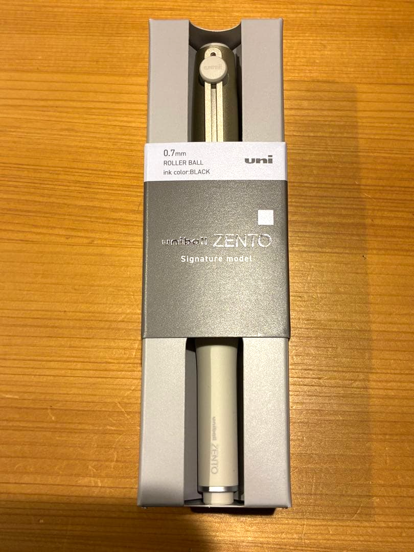 ZENTO Signature Model 0.7mm Ballpoint Pen Champagne Gold