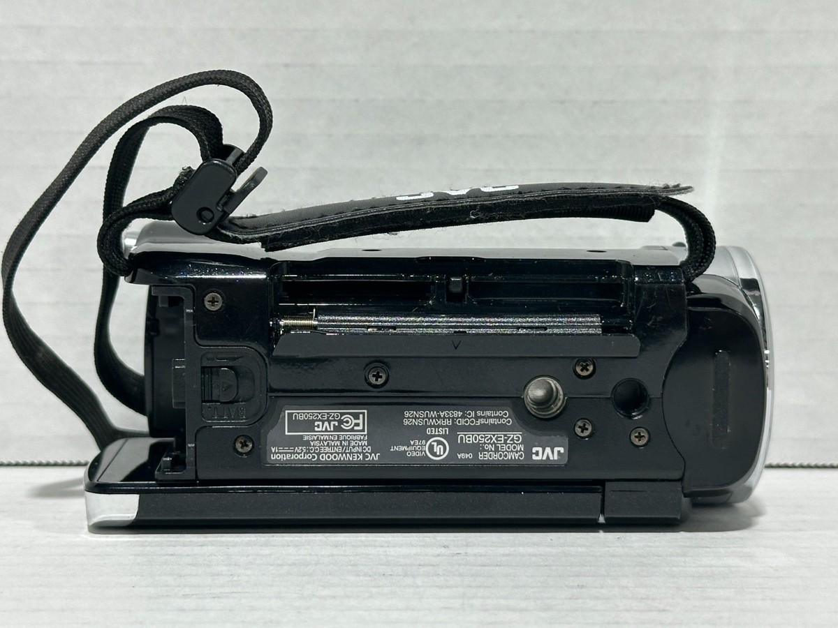 JVC Everio GZ-EX250-S ビデオカメラ バッテリー2個付き JVC Everio GZ