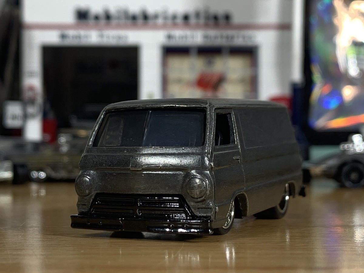 Hot Wheels 2011 66 Dodge A100 m&k makoto