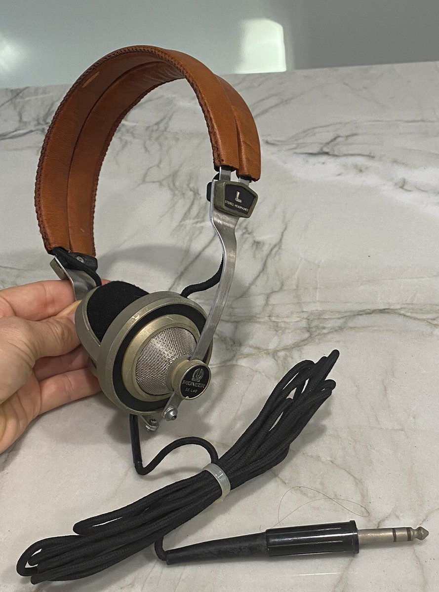 Pioneer SE-700D ステレオヘッドフォン 廃盤 Pioneer SE-700D ステレオ