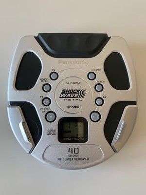 Panasonic Shock-Wave Portable CD Player - Made in Japan (SL-SW850P