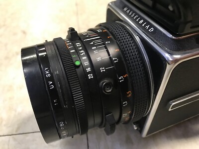 HASSELBLAD 501CM CAMERA 80MM CF F/2.8 T* A12 Original NICE Vintage