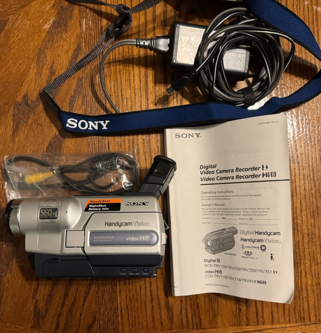 SONY Handycam video Hi8 本体&(GV-USB2付き) SONY Handycam video Hi8
