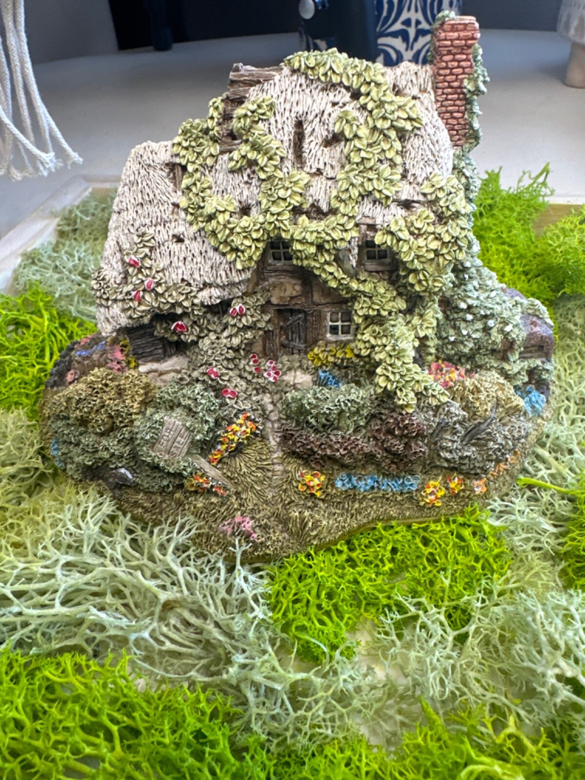 Lilliput Lane - Forget-me-not