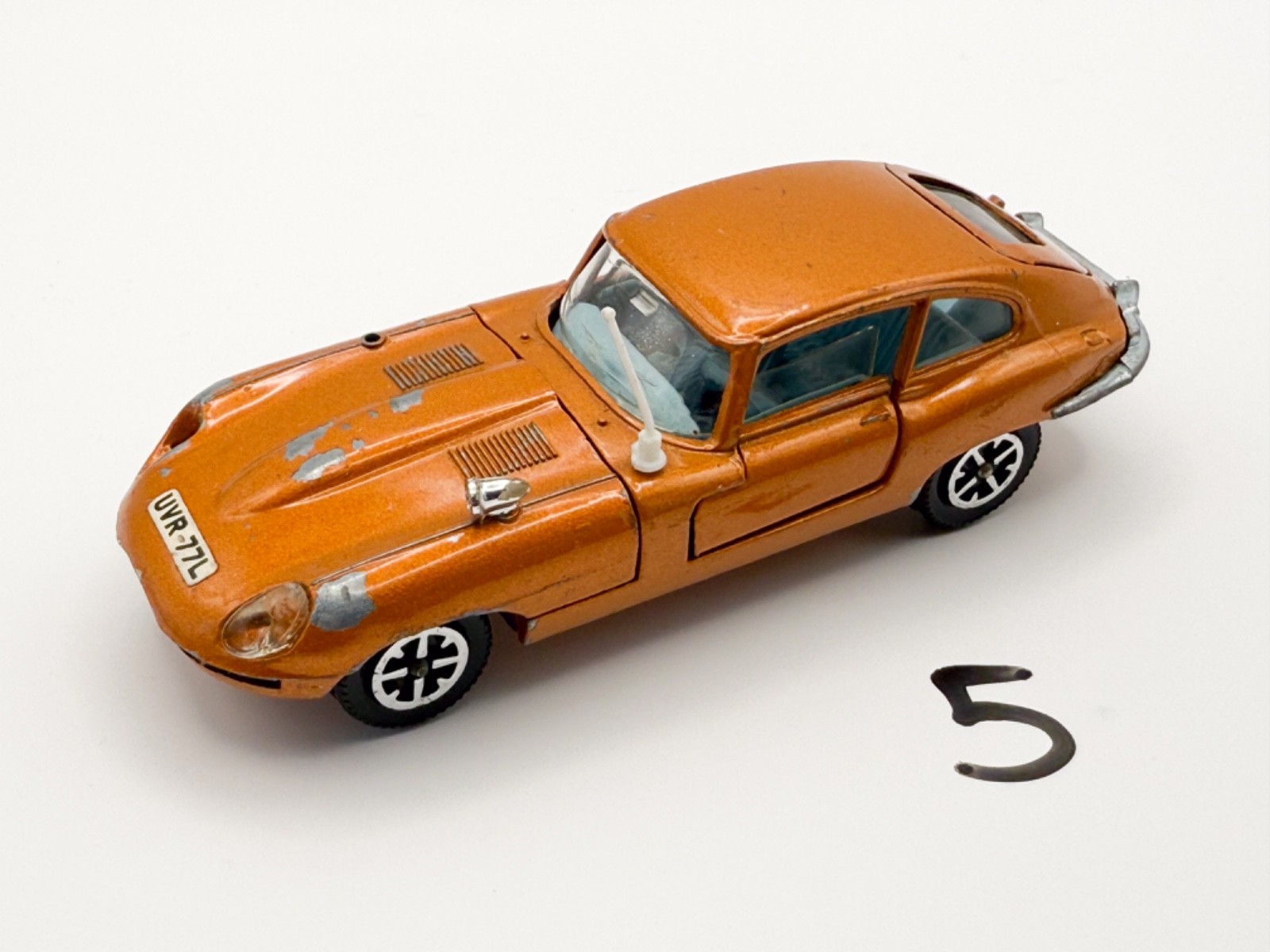 Dinky E-Type Jaguar 限定版 Dinky E-Type Jaguar 限定版 - メルカリ