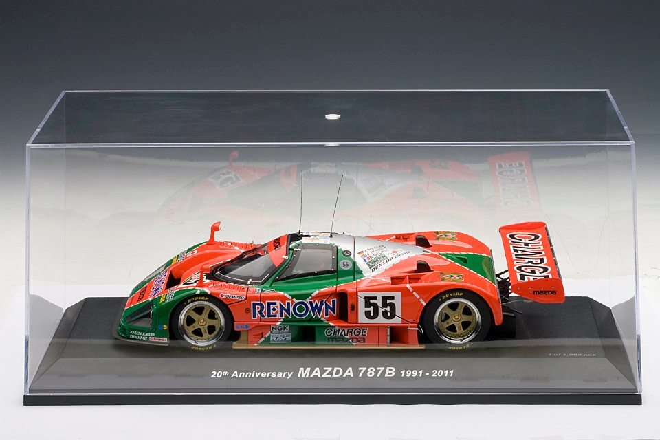 オートアートMazda 787B RENOWN ミニカー
