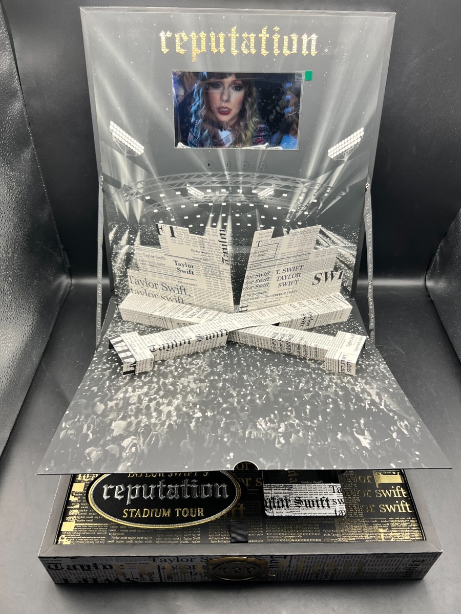 Taylor Swift Reputation Stadium Tour 特典 Taylor Swift Reputation