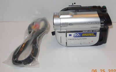 Sony DCR-DVD610 HandyCam Mini DVD Camcorder with Zeiss 40x Optical