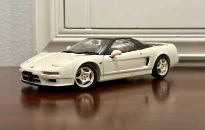 AUTOartHonda NSX Type R 'NA1 Champion White' 1/18 Scale Diecast