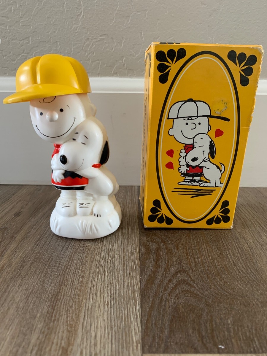 Vintage Avon Peanuts Pals Charlie Brown & Snoopy W/Box & Shampoo