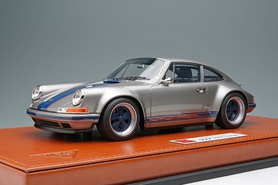 EIDOLON 1/18 Porsche Singer 911 (964) Coupe Titanium Silver/Navy