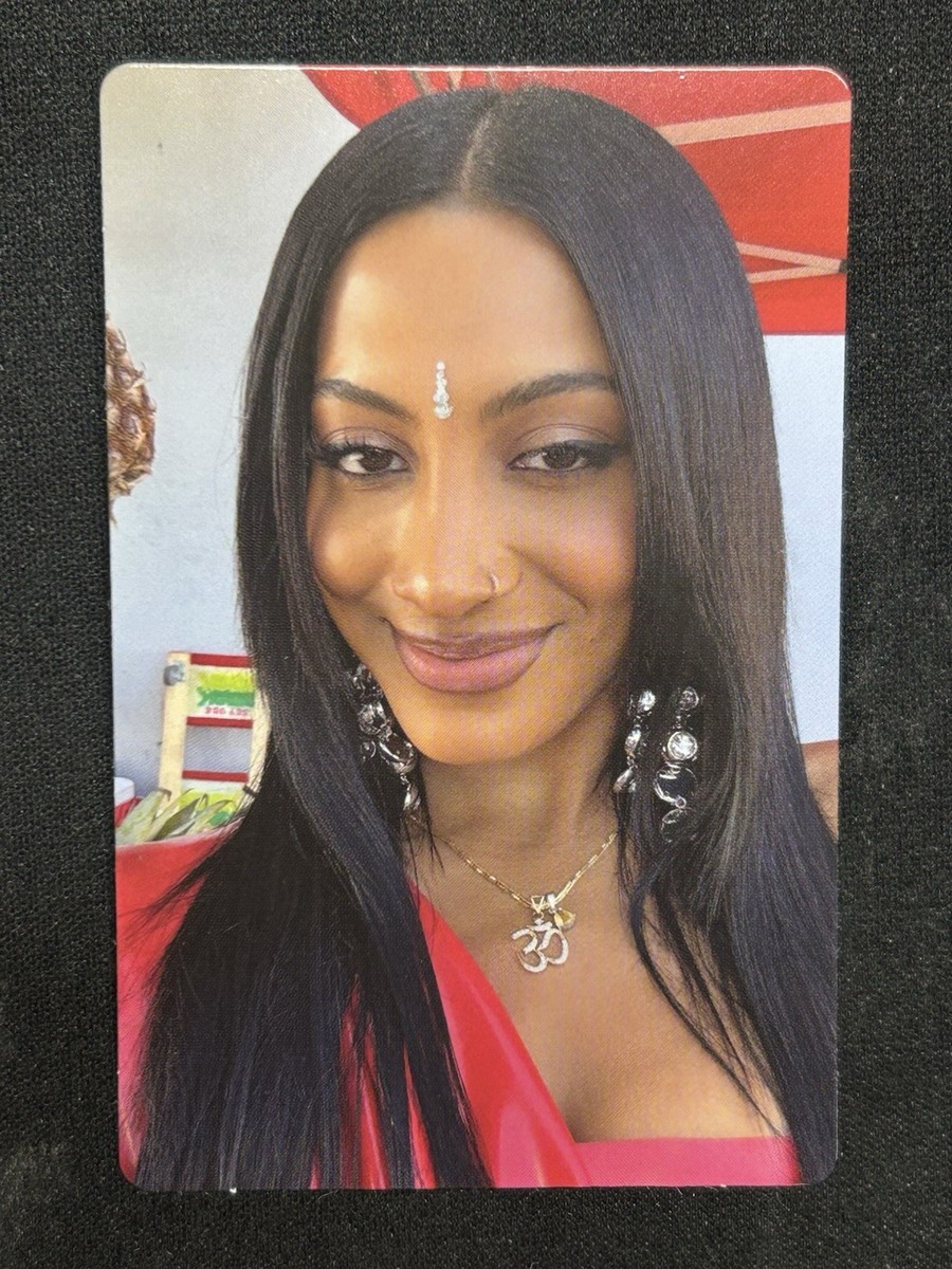 KATSEYE ララ トレカ photocard KATSEYE*ララ*トレカ - メルカリ